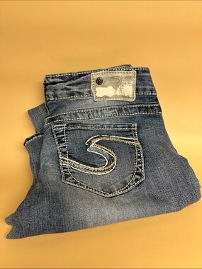 Silver Jeans Women's Light Blue Embroidered Pocket Skinny Jeans
